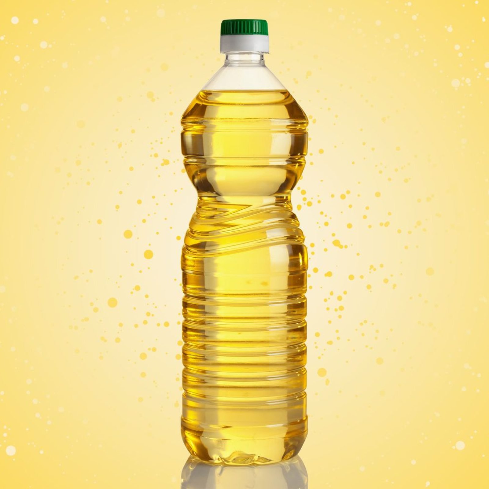 Is-Vegetable-Oil-Healthy-Heres-What-a-Dietitian-Has-to-Say-d2d6b4bc36c64a979751f42cbecd594b